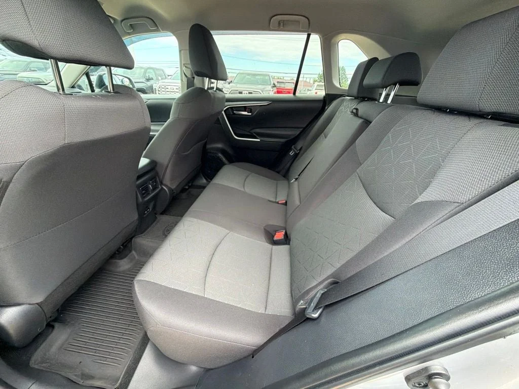 Used 2024 Silver Sky Metallic Toyota XLE image 23