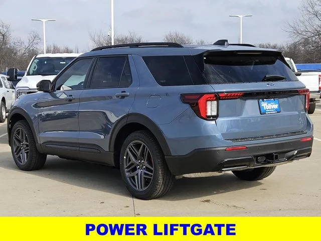 New 2026 Vapor Blue Metallic Ford ST-Line image 7
