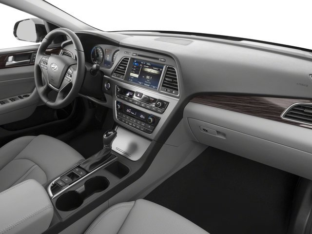 Used 2017 Pewter Gray Metallic Hyundai Limited image 19