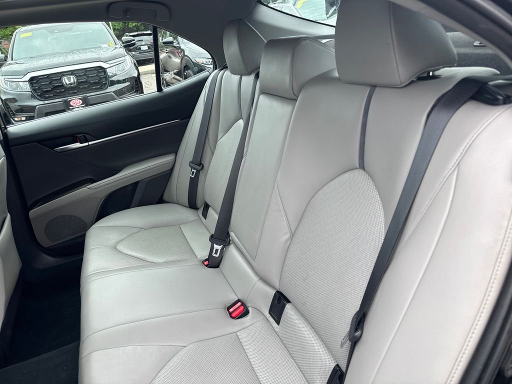 Used 2022 Black Toyota XLE image 34