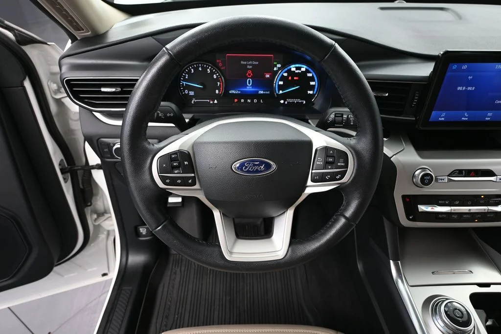 Certified Used 2022 White Ford XLT image 26