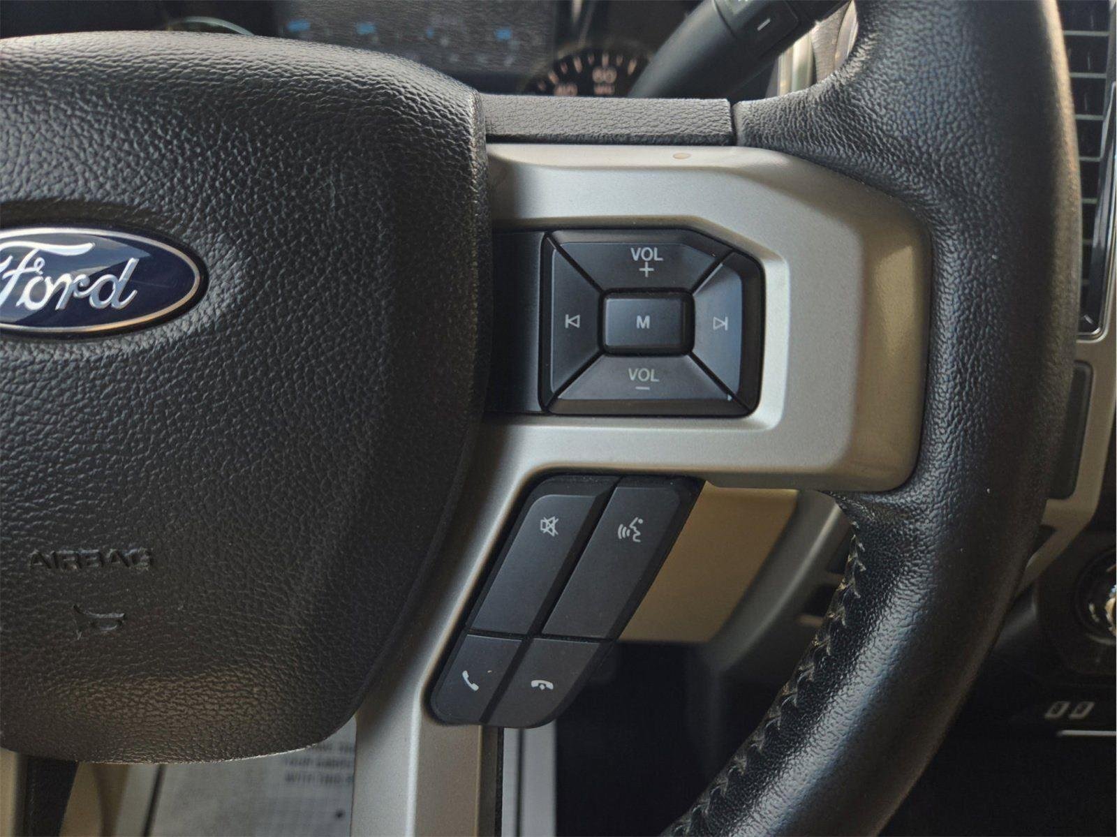 Used 2017 White Platinum Metallic Tri-Coat Ford Lariat image 16