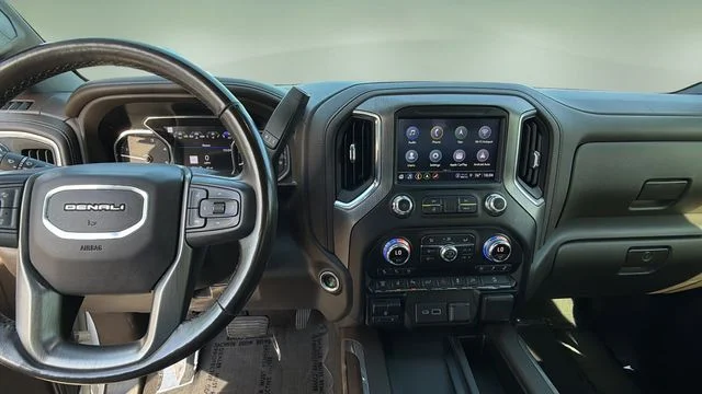 Used 2022 White GMC Denali image 12