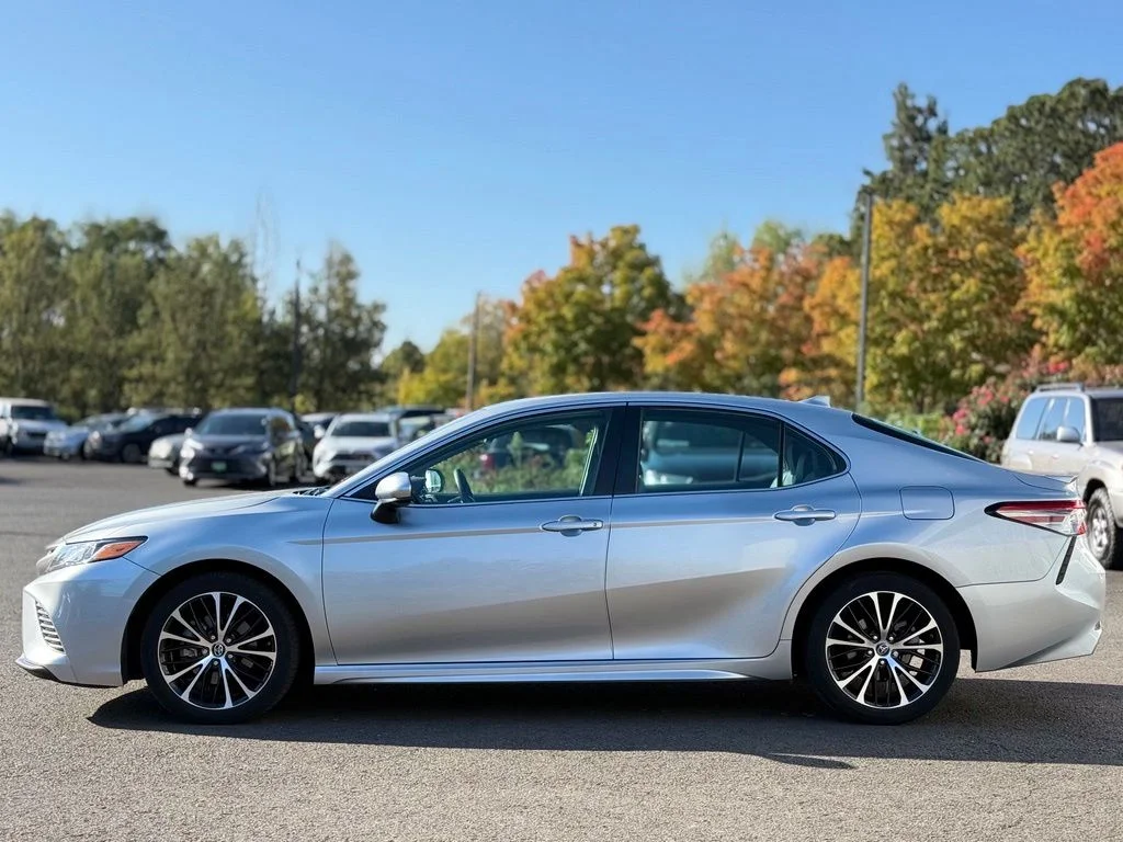 Used 2019 Celestial Silver Metallic Toyota SE image 2