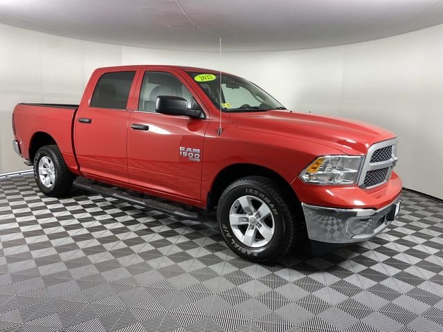 2022 RAM 1500 Classic SLT 4x4 Crew Cab 5'7's photo
