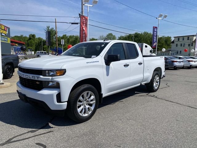 Used 2021 White Chevrolet Custom image 1