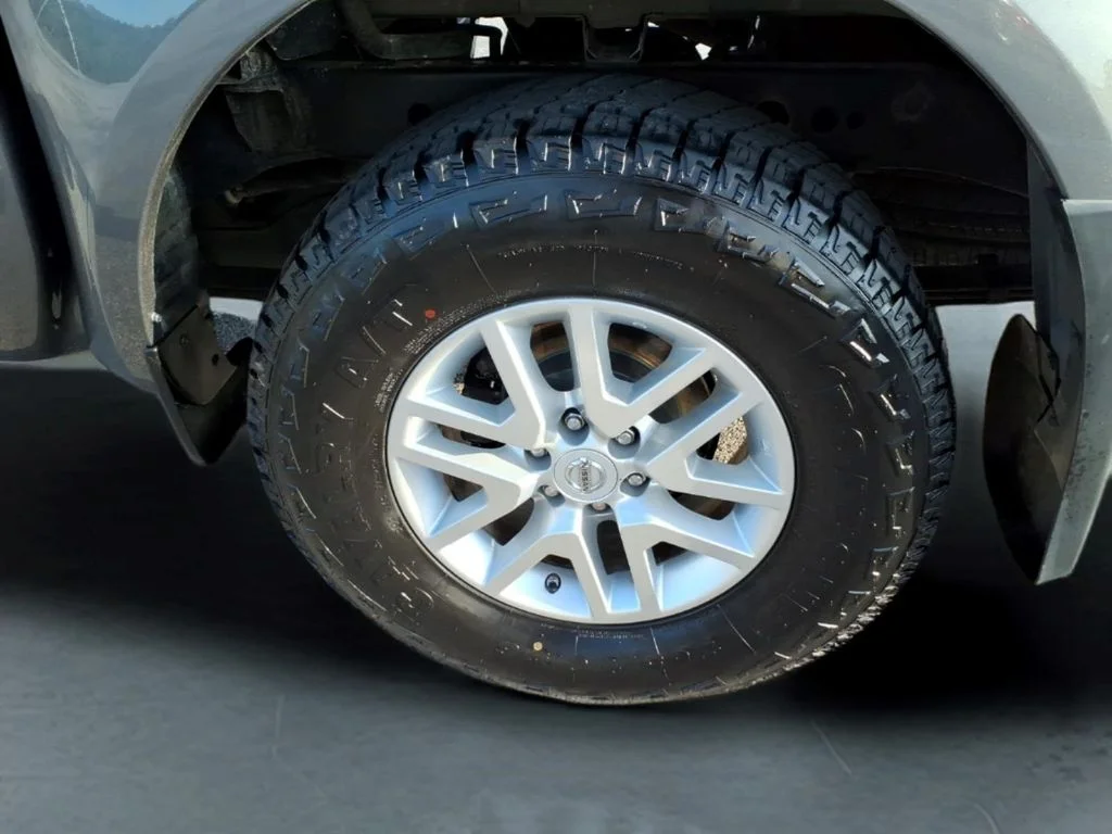 Used 2019 Gray Nissan SV image 13