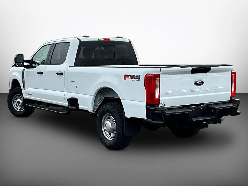New 2026 Oxford White Ford F-250® XL image 3