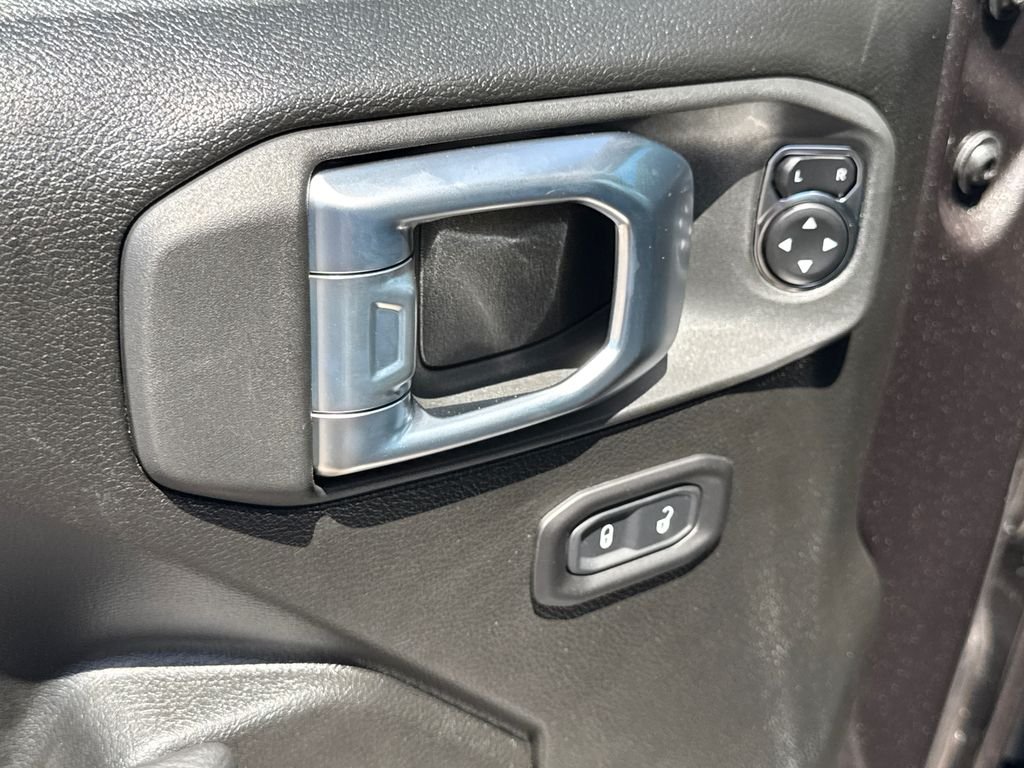 New 2026 Granite Crystal Metallic Clear-Coat Exterior Paint Jeep 85th Anniversary Edition image 29