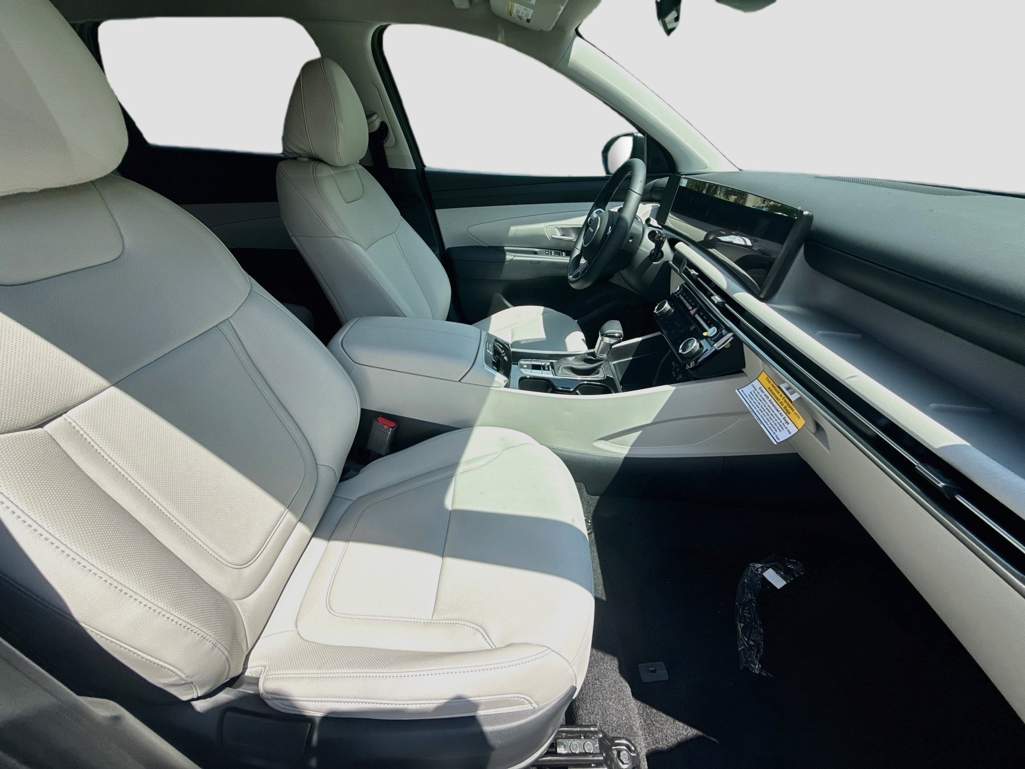 New 2026 Shimmering Silver Hyundai SEL Premium FWD image 46