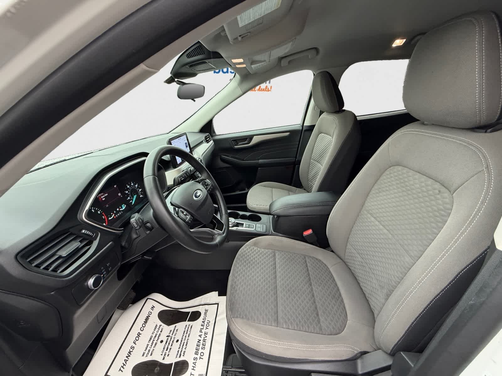 Used 2022 Star White Metallic Tri-Coat Ford SE image 13