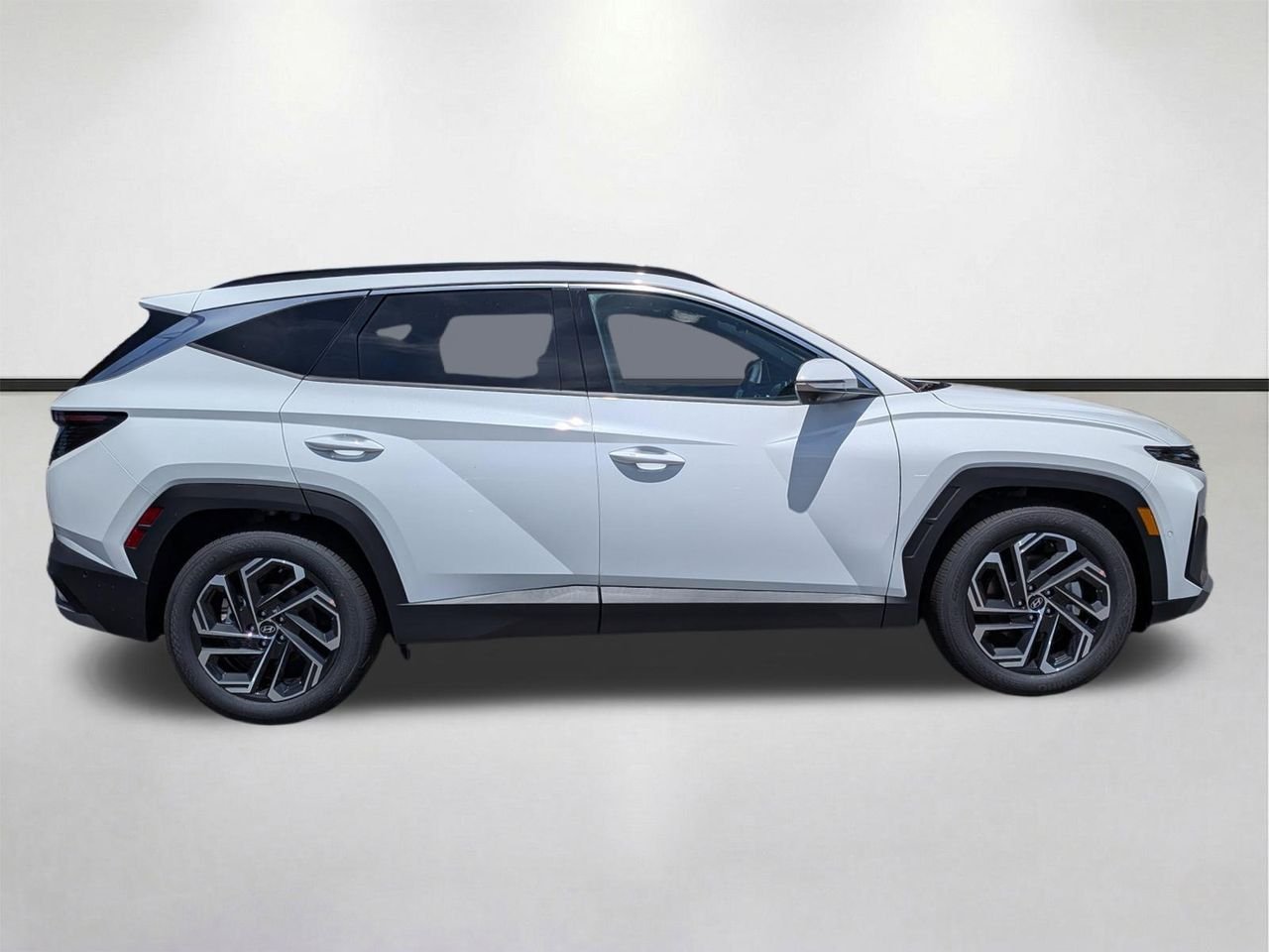 New 2026 Serenity White Pearl Hyundai Limited FWD image 2