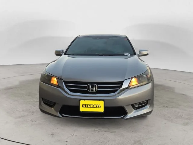 Used 2013 Honda Accord EX-L with VIN 1HGCR2F82DA218731 for sale in Meridian, ID