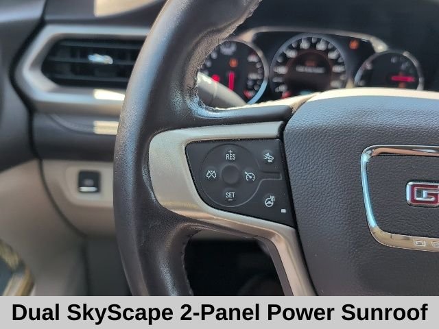 Used 2017 White GMC Denali image 9
