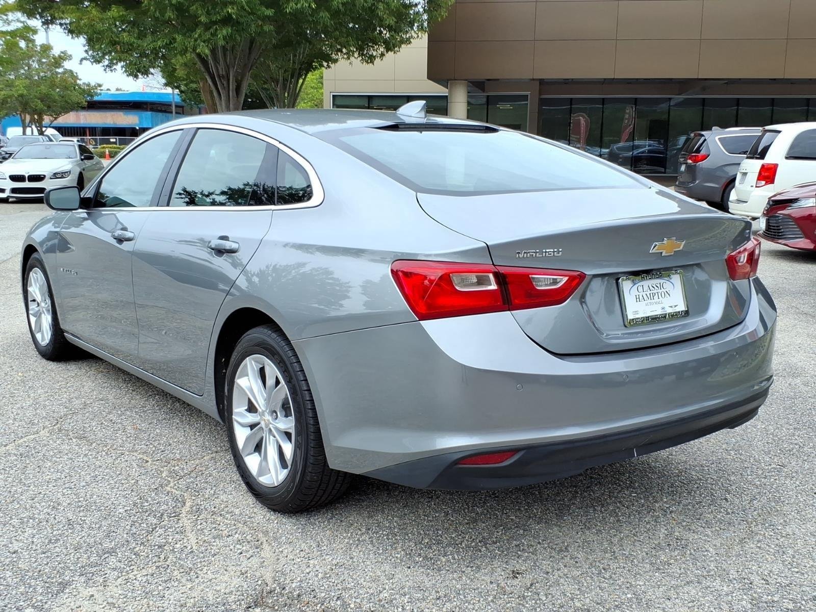 Used 2025 Sterling Gray Metallic Chevrolet LT image 10