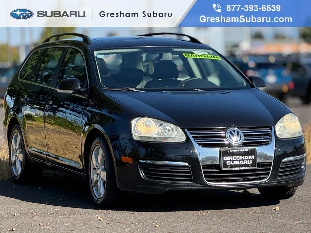 Used 2009  Volkswagen 2.5L SE image 1