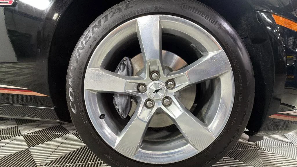 Used 2010 Black Chevrolet 2SS image 34