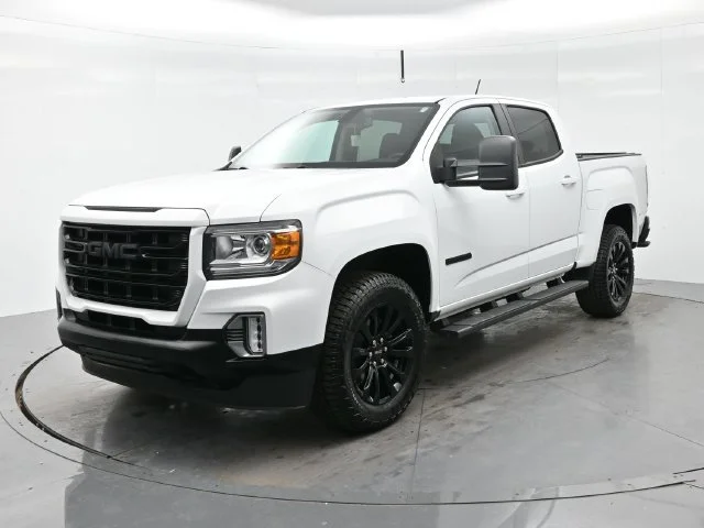 Used 2022 SUMMIT WHITE GMC 2WD Elevation image 3