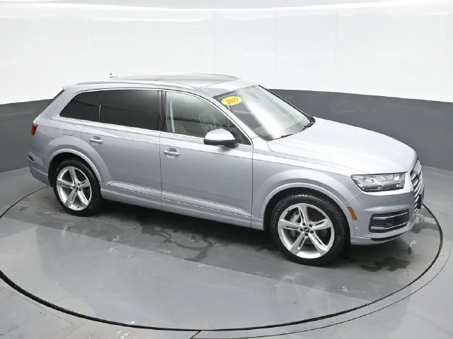 Used 2019 Silver Audi 55 Prestige image 16