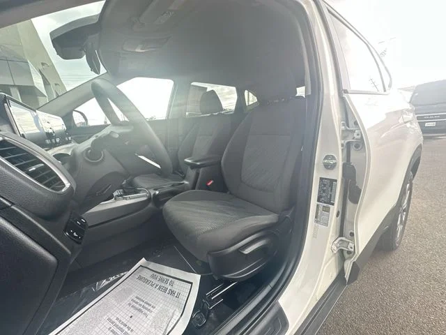 Used 2024 White Kia LX image 13