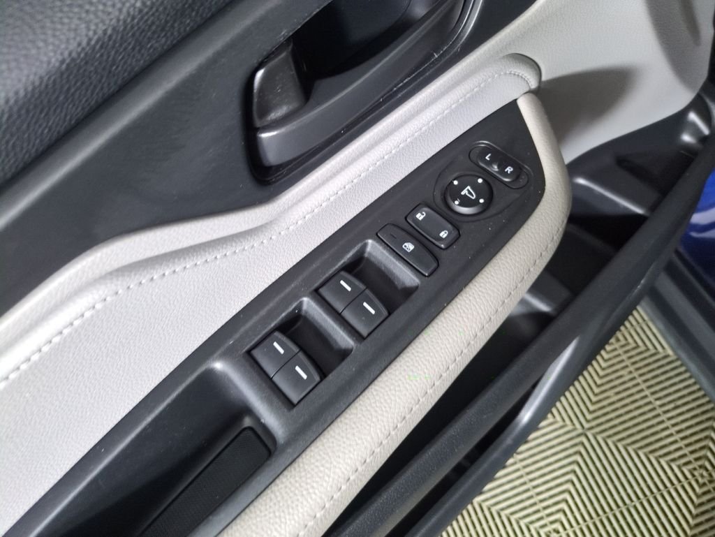 Used 2018 Obsidian Blue Pearl Honda EX image 14