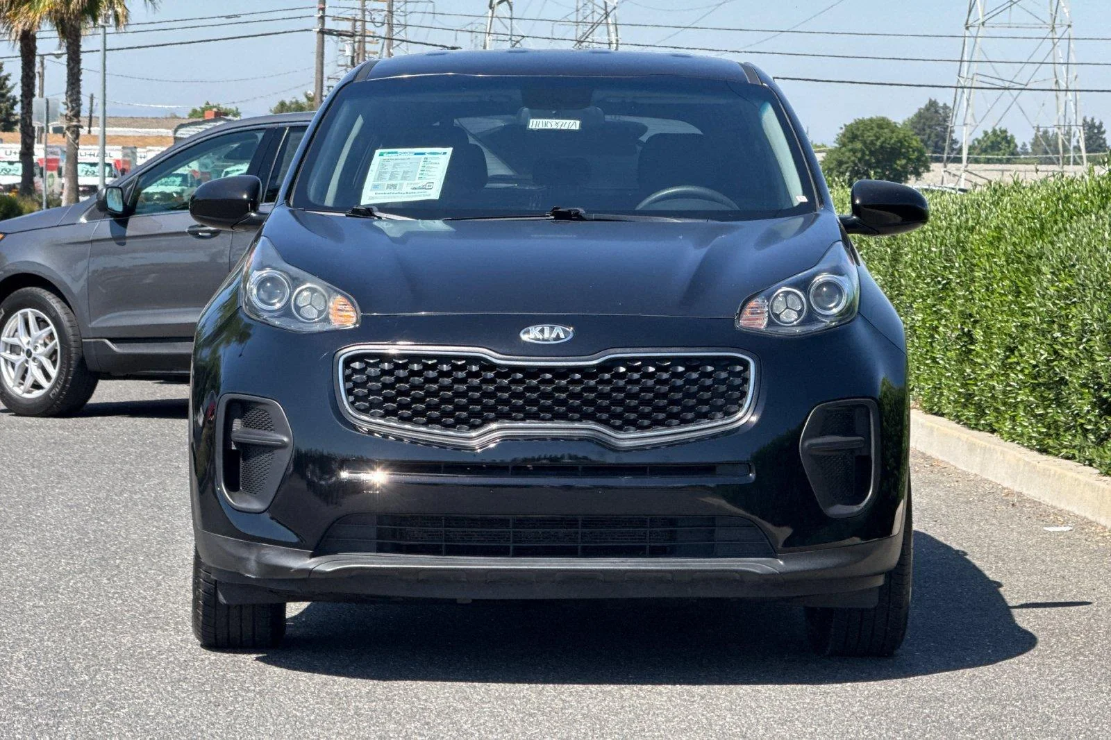 Used 2019 Black Cherry Kia LX image 9
