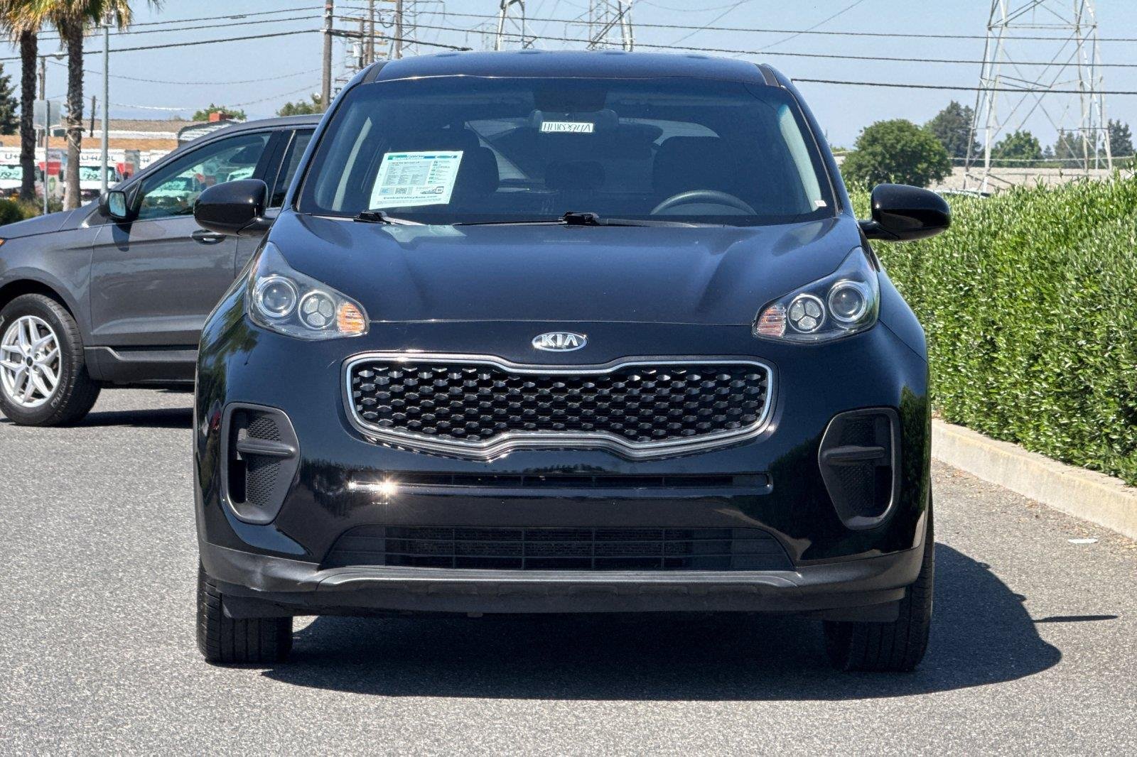 Used 2019 Black Cherry Kia LX image 9