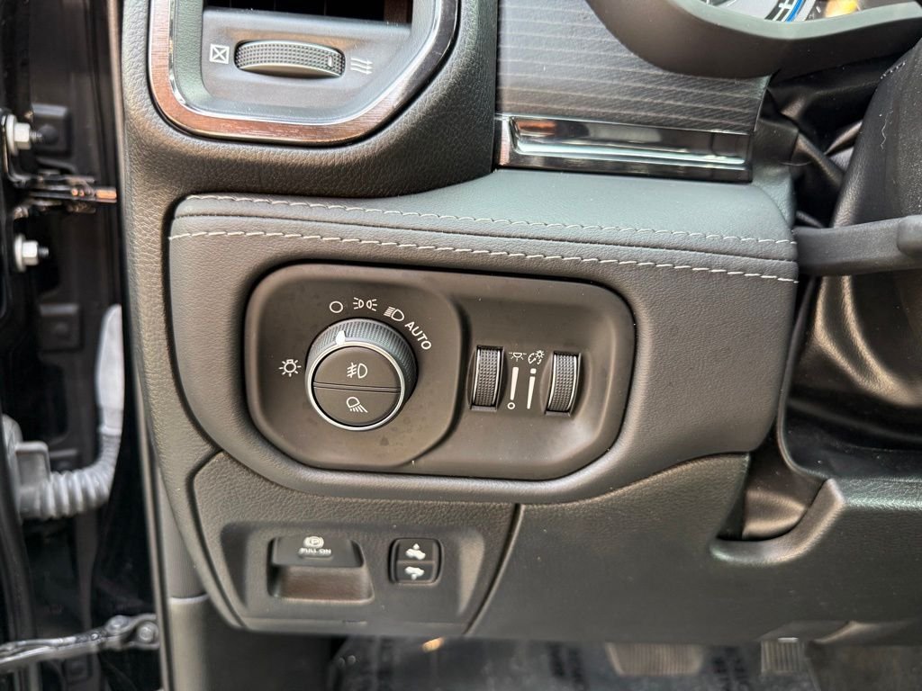 Used 2022 Black Ram Limited image 9