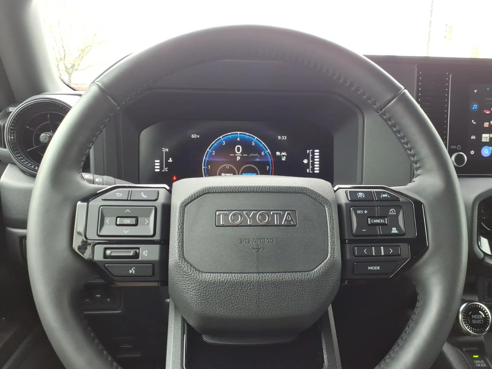 Used 2025 Ice Cap Toyota 1958 image 24