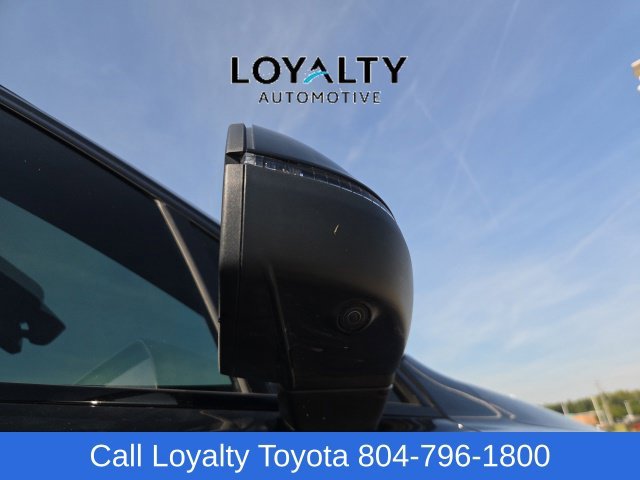 Used 2022  Audi 55 Premium Plus image 19