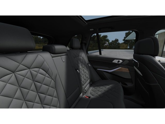 New 2026 Alpine White BMW xDrive40i image 12