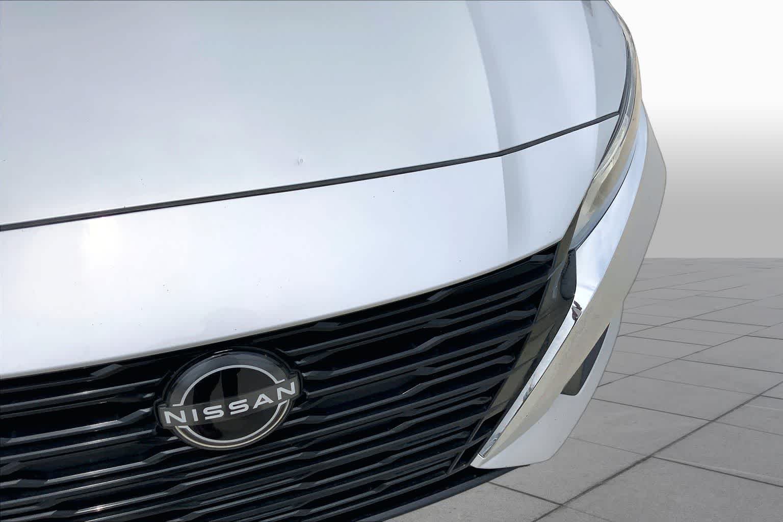 Used 2024 Brilliant Silver Metallic Nissan 2.5 SV image 29