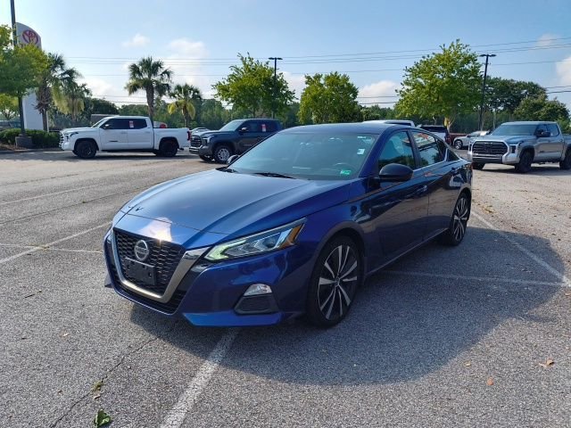 Used 2019 Blue Nissan 2.5 SR image 4