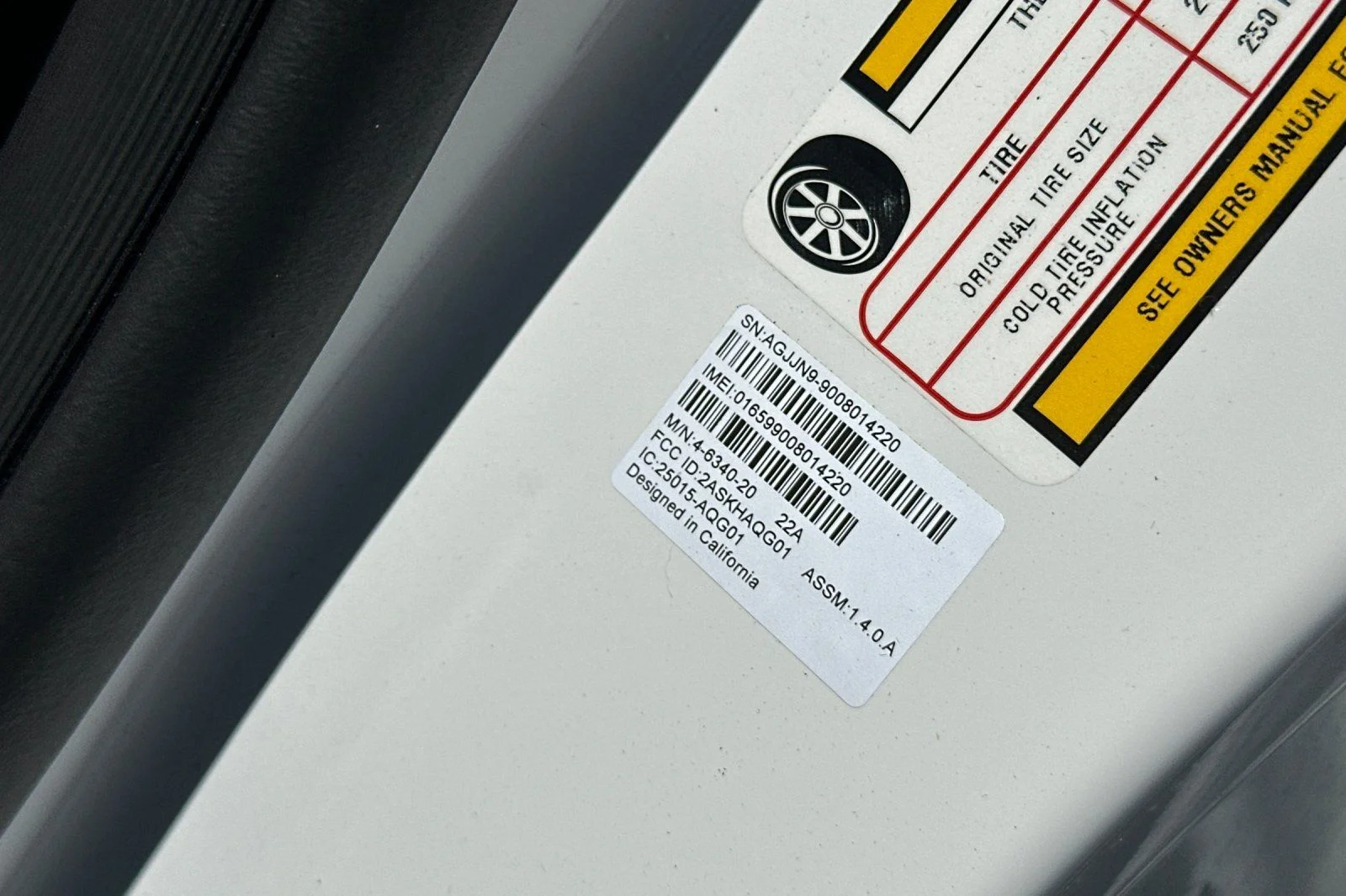 Used 2025 Bright White Clearcoat Jeep Limited image 29