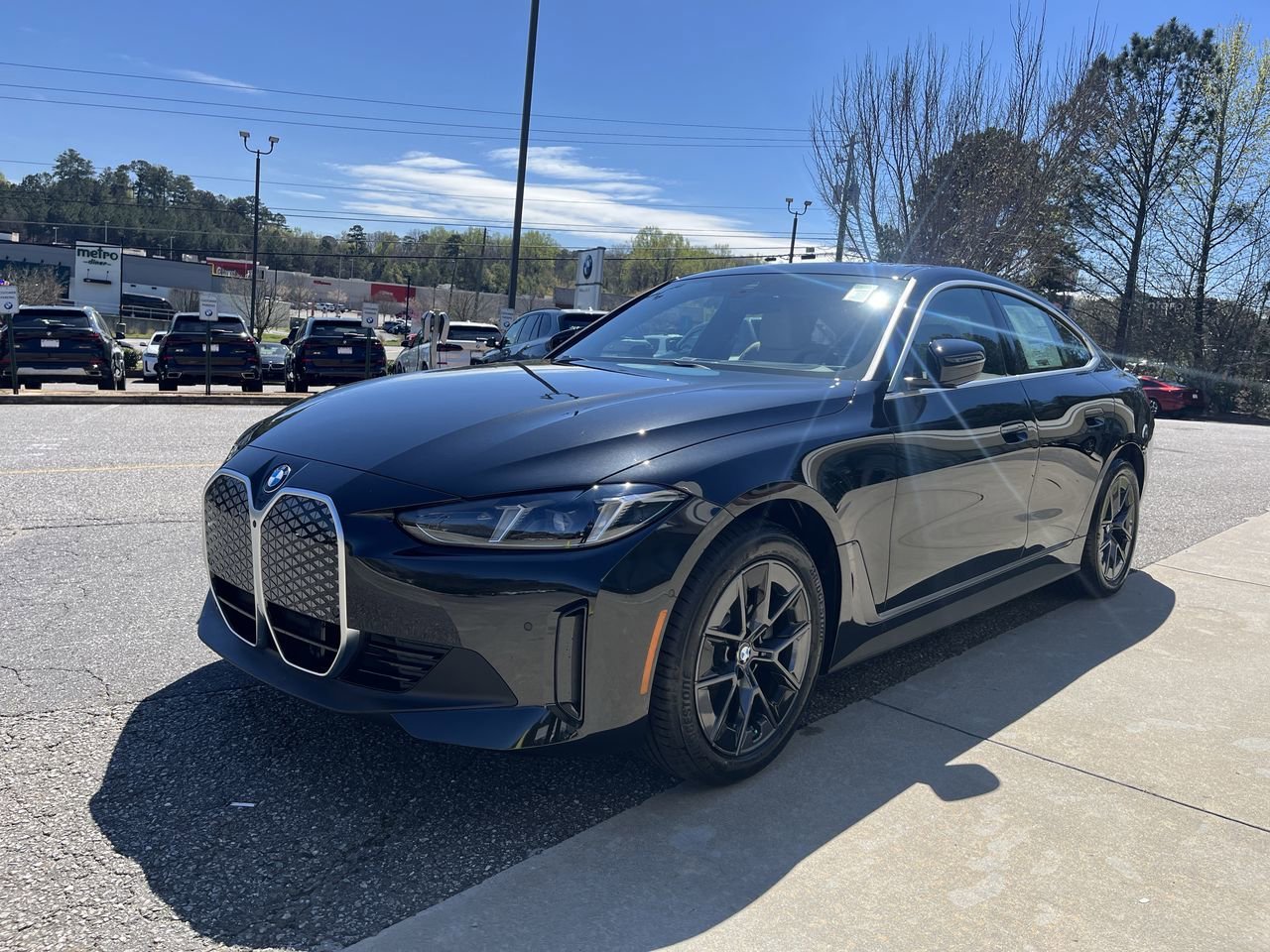 Used 2026 Black Sapphire Metallic BMW eDrive40 image 4