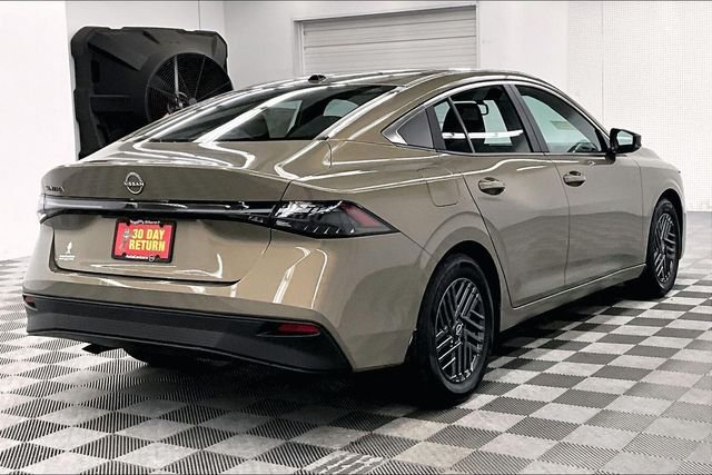 New 2026 Imperial Bronze Nissan SV image 17