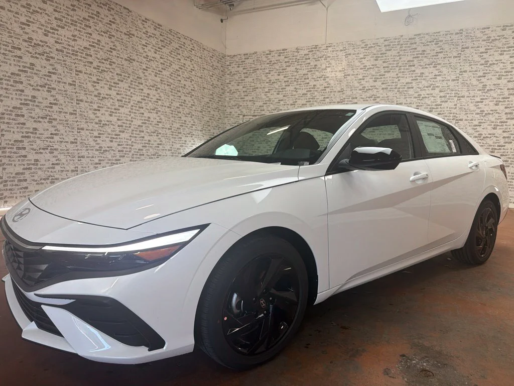 New 2026 Serenity White Hyundai SEL Sport image 3