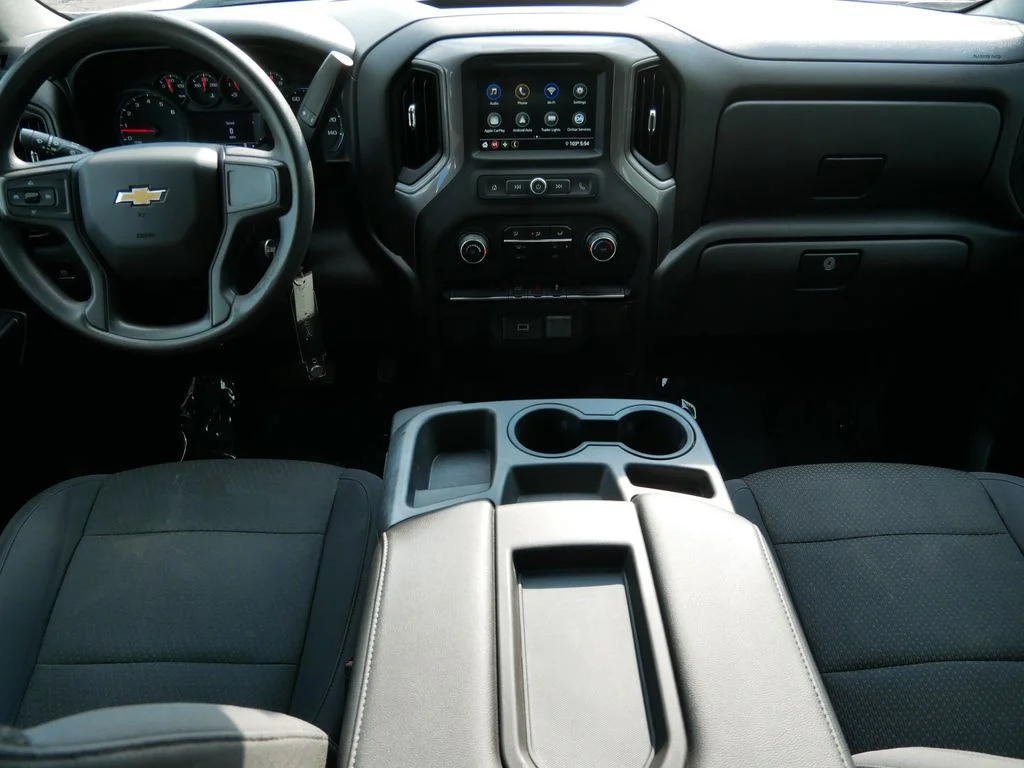 Used 2019 White Chevrolet Custom image 13