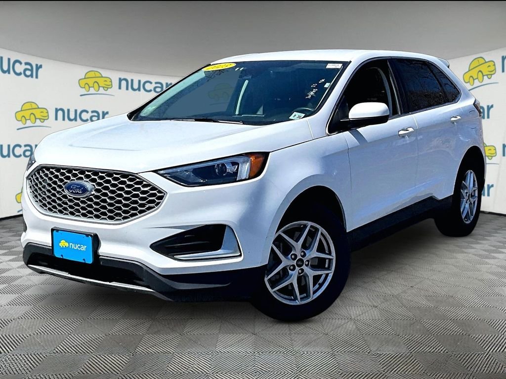 Used 2023 White Ford SEL image 3