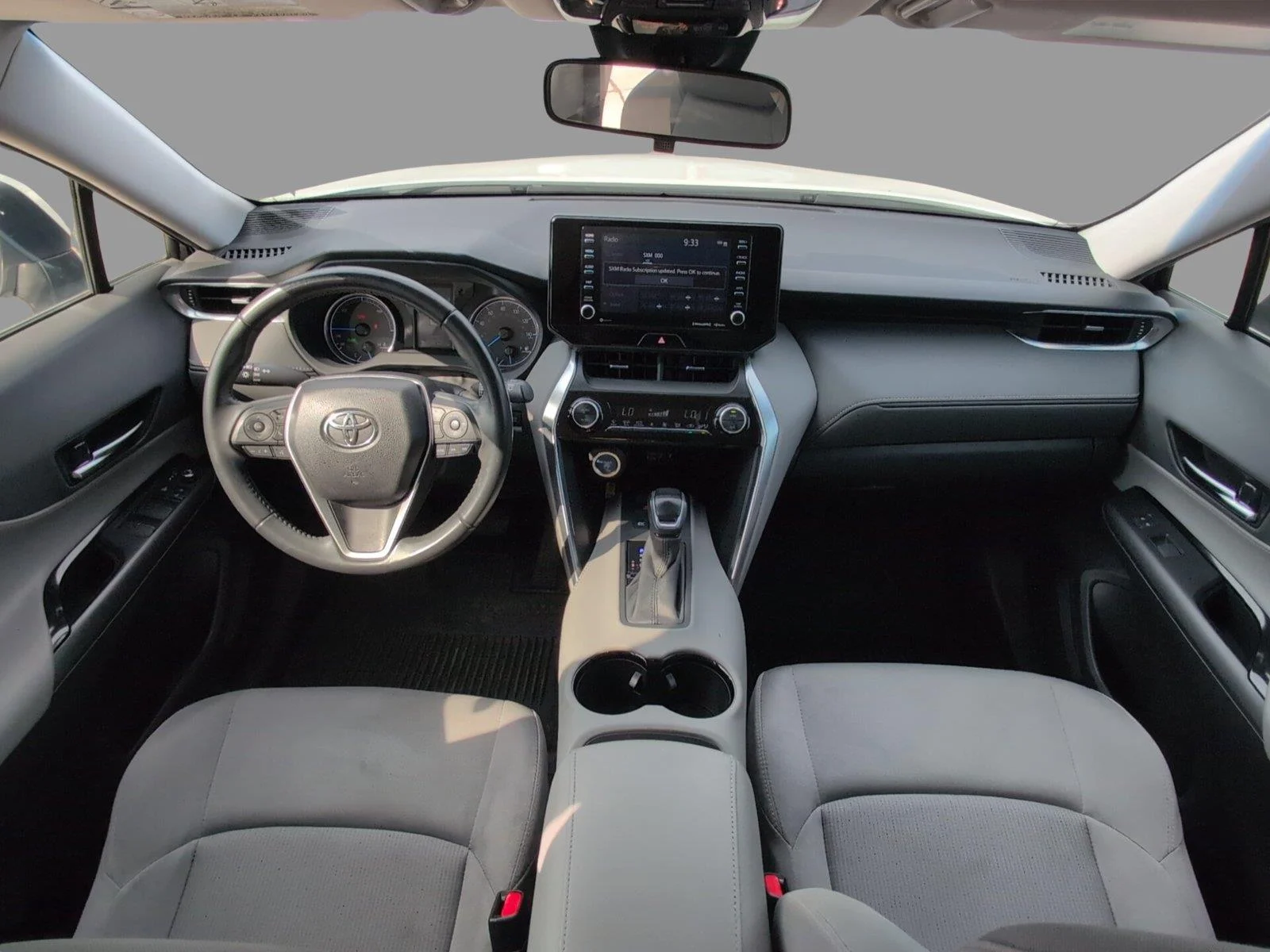 Used 2021 Blizzard Pearl Toyota LE image 21