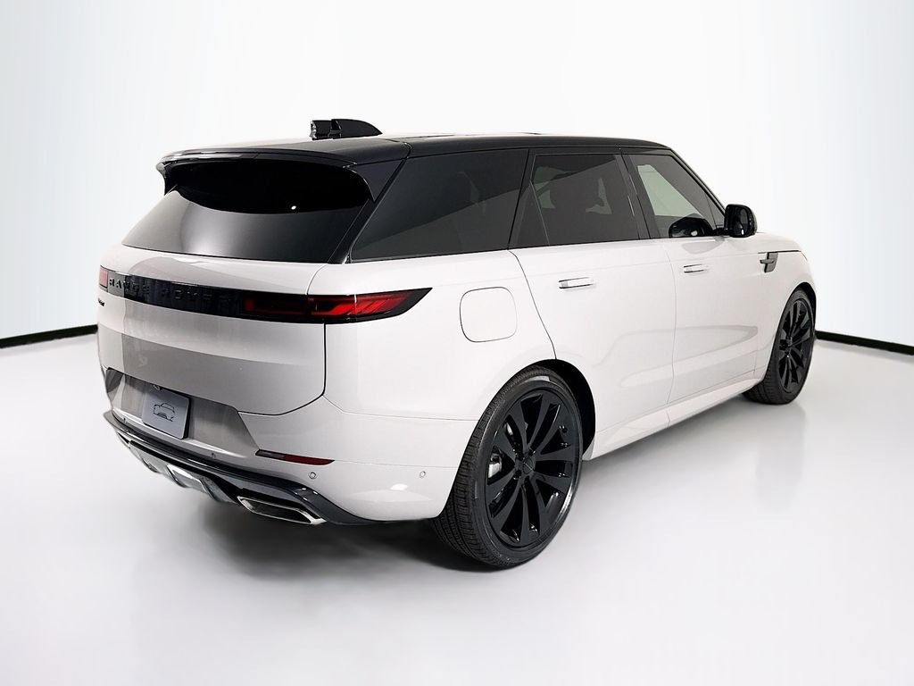 New 2026 Borasco Grey Land Rover Dynamic SE image 5