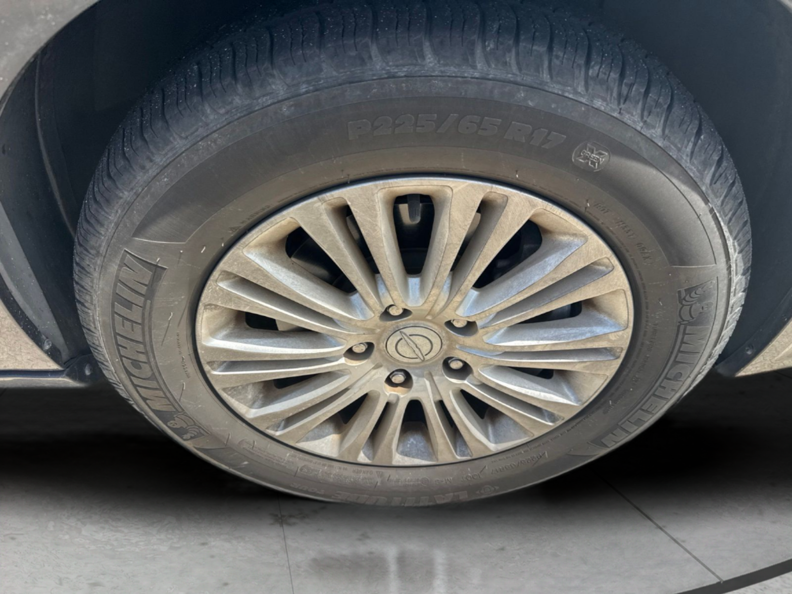 Used 2016 Gray Chrysler Limited image 44