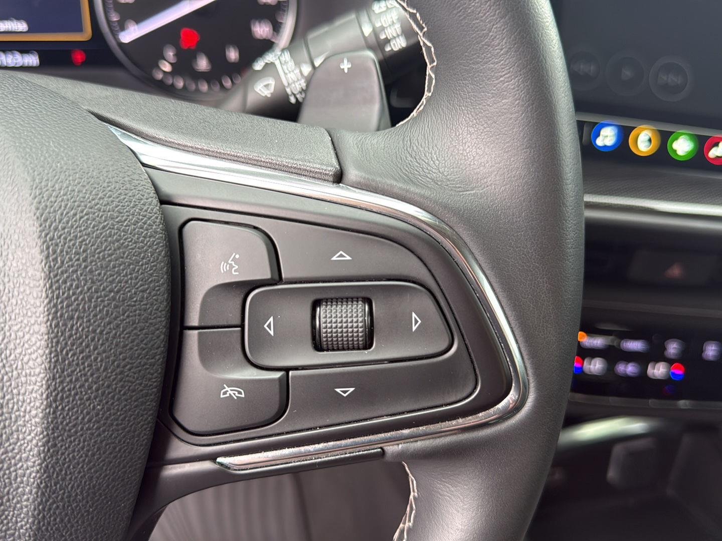 2023 Buick Envision Essence - Photo 24