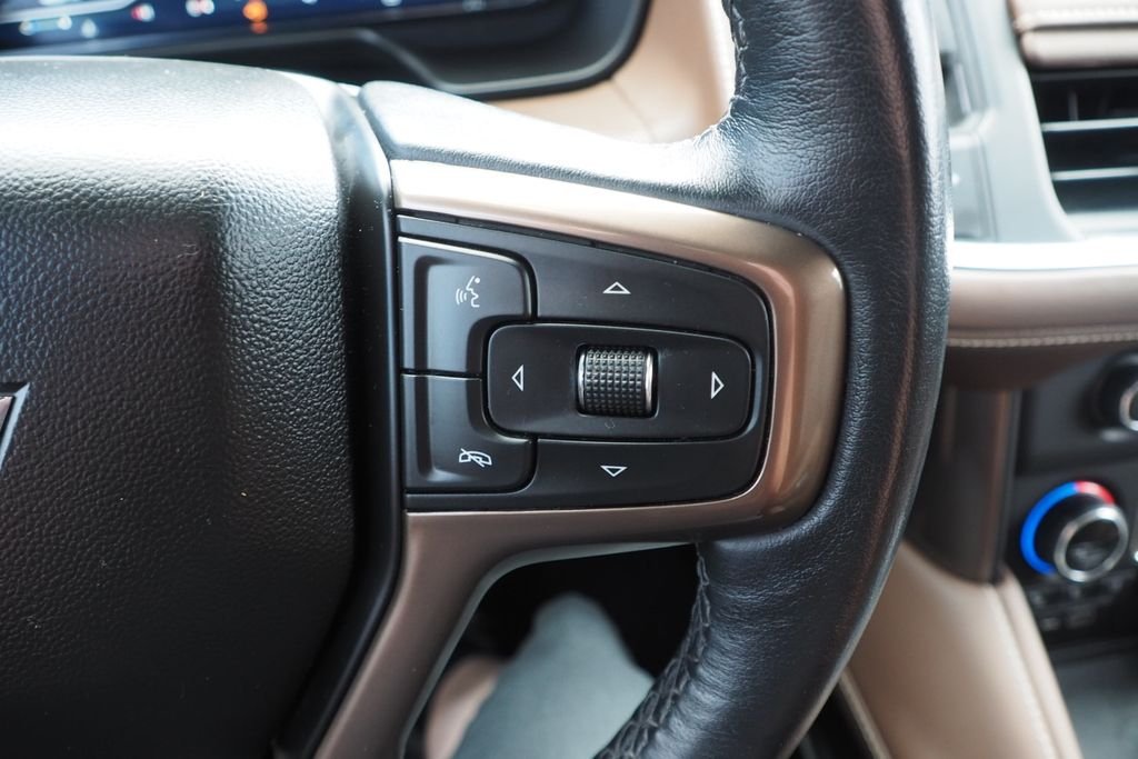 Used 2022 Black Chevrolet High Country image 31