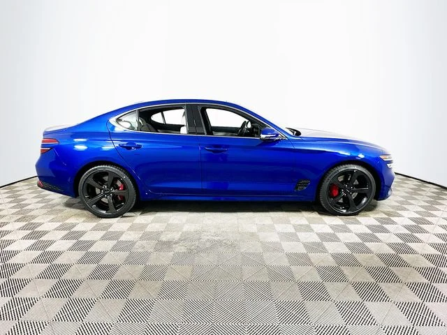 New 2026 Blue Genesis 3.3T Sport Prestige image 3