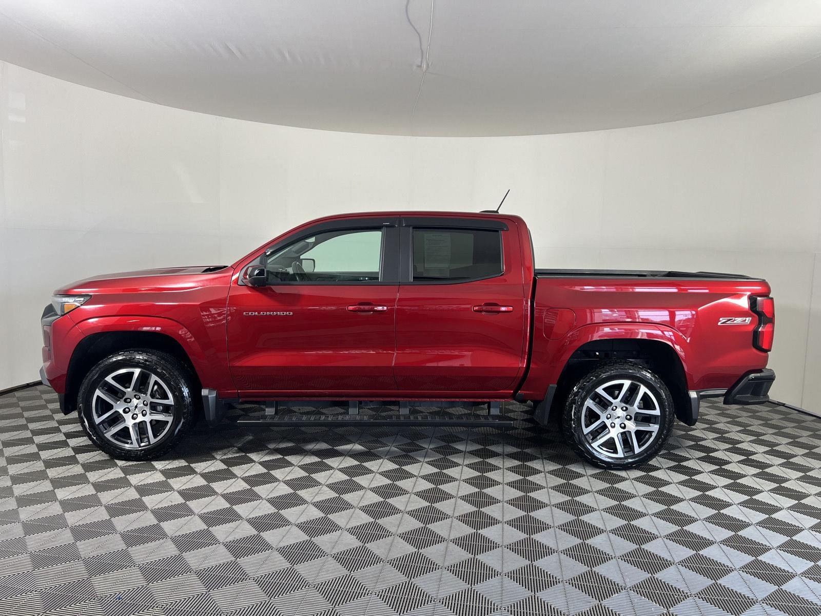 Used 2024 Radiant Red Tintcoat Chevrolet 4WD Z71 image 26