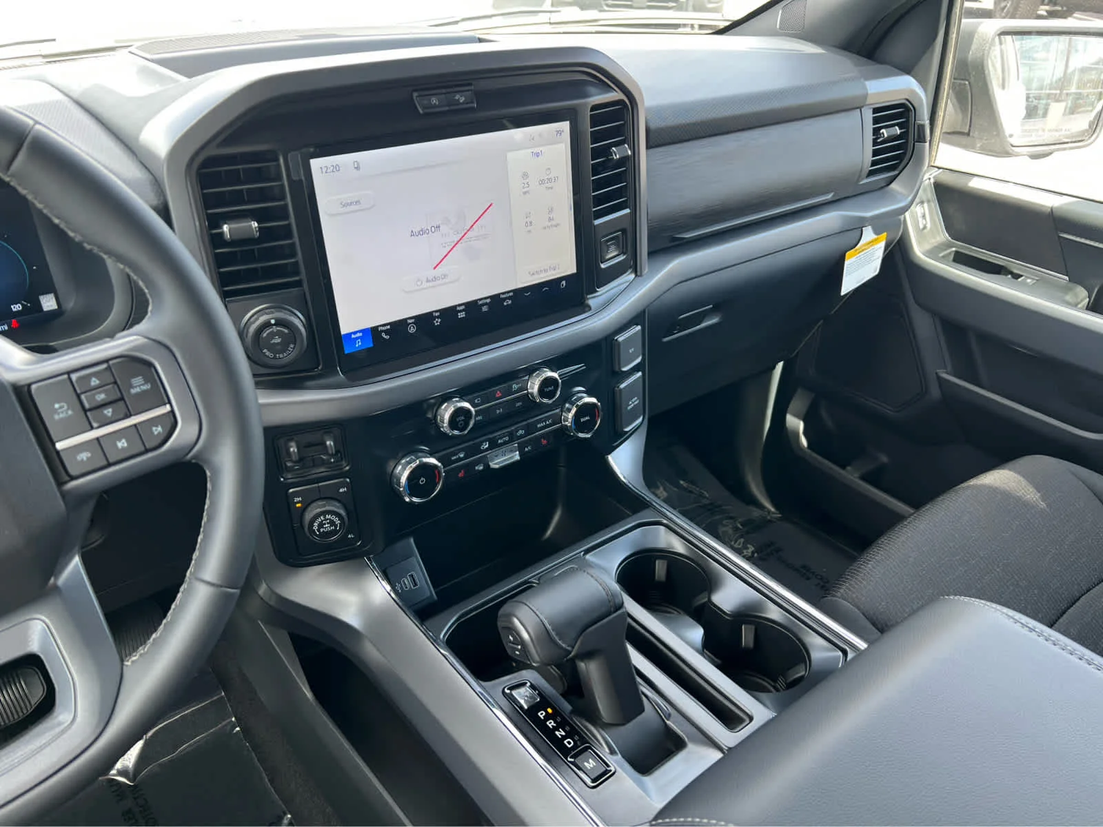 New 2026 Oxford White Ford XLT image 35