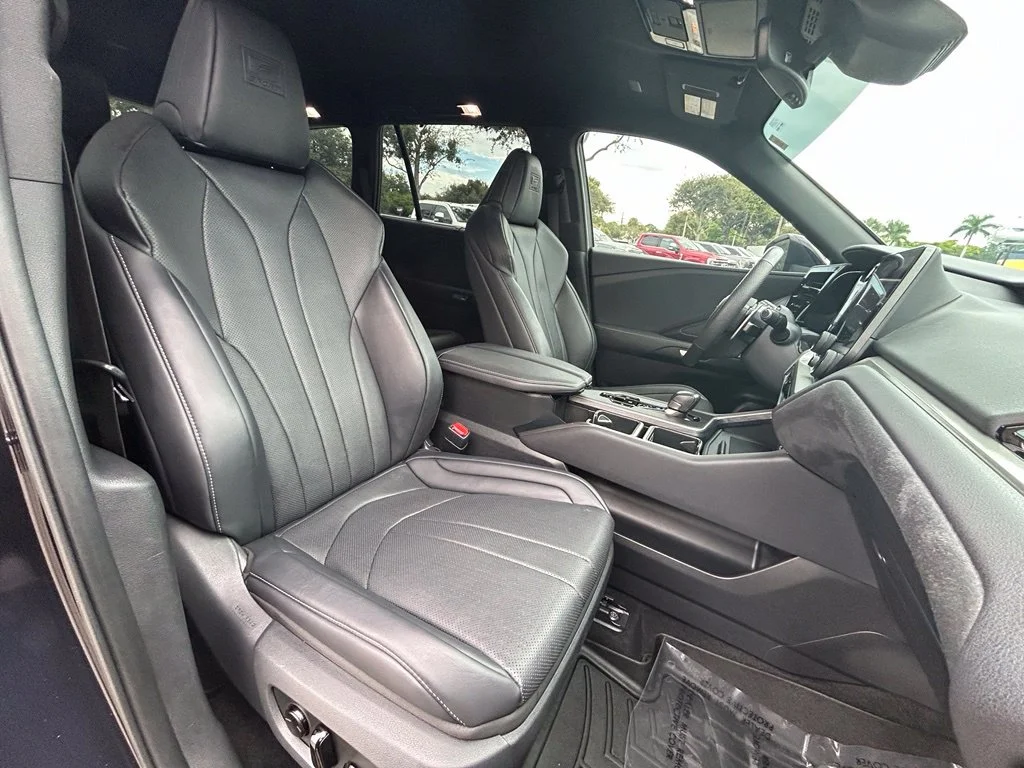 Certified Used 2024 Mica Lexus 500h F SPORT Premium image 28
