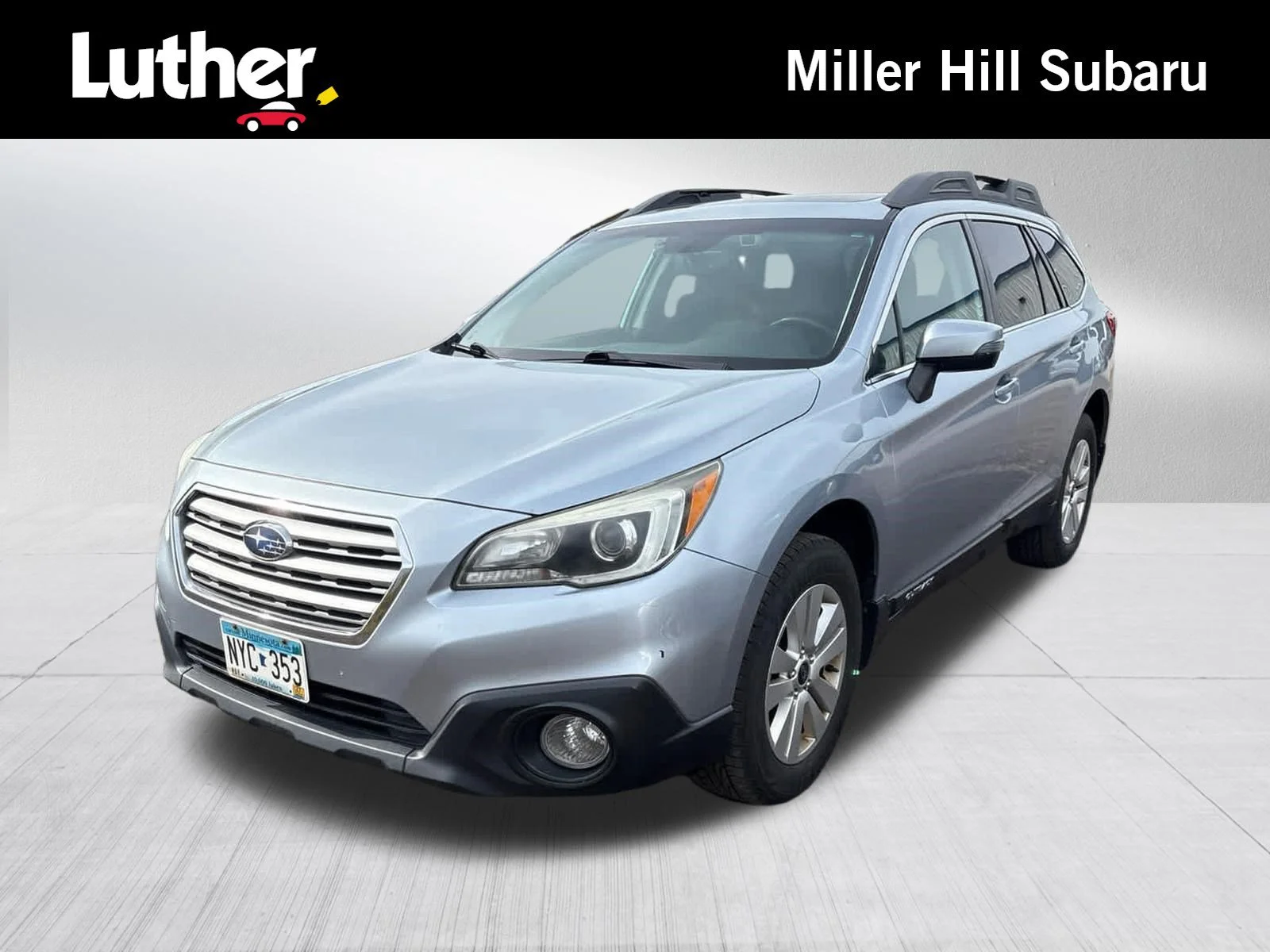 Used 2016 Ice Silver Metallic Subaru 2.5i Premium image 1