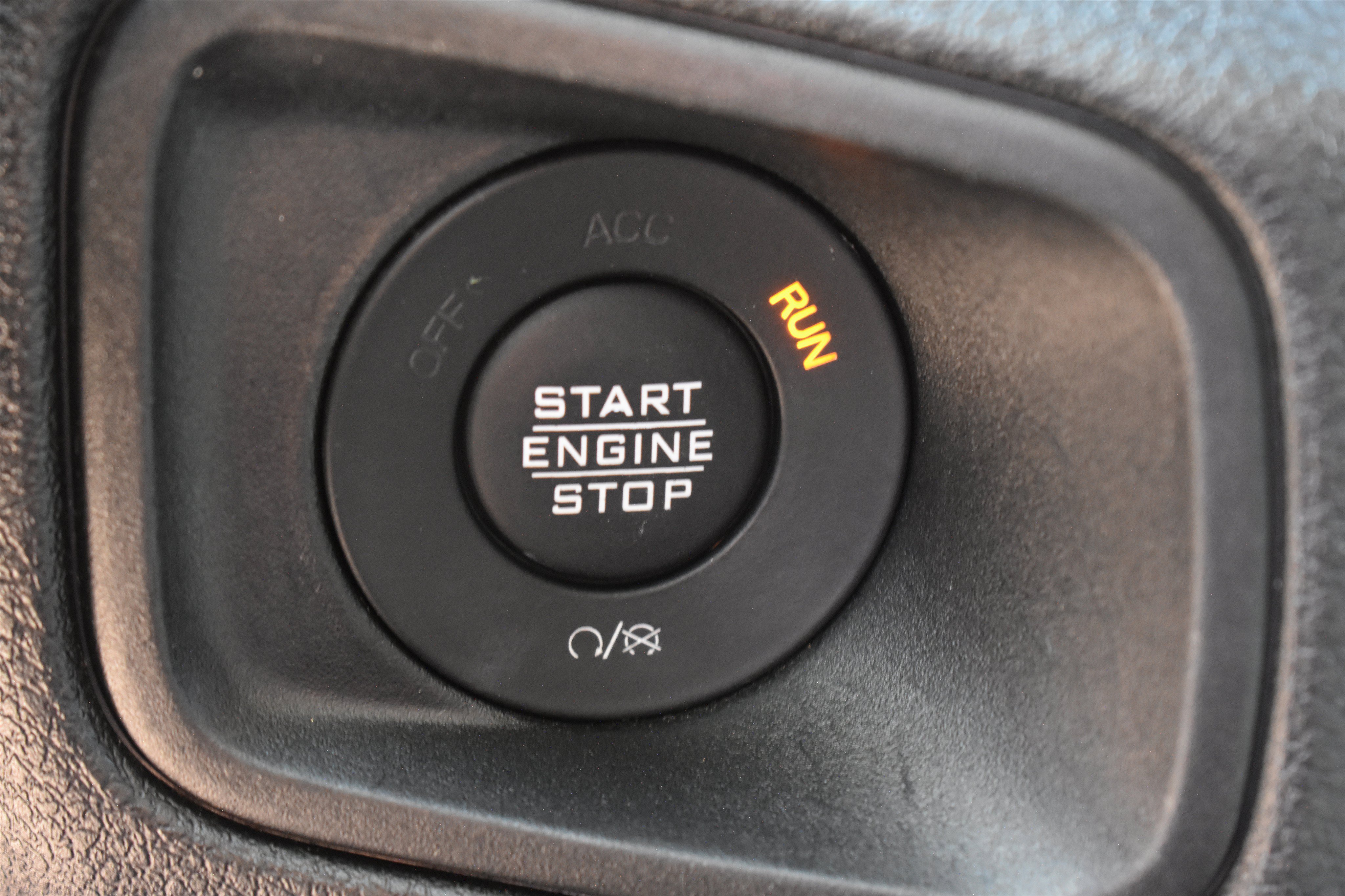Used 2024 Firecracker Red Jeep Sport S image 27